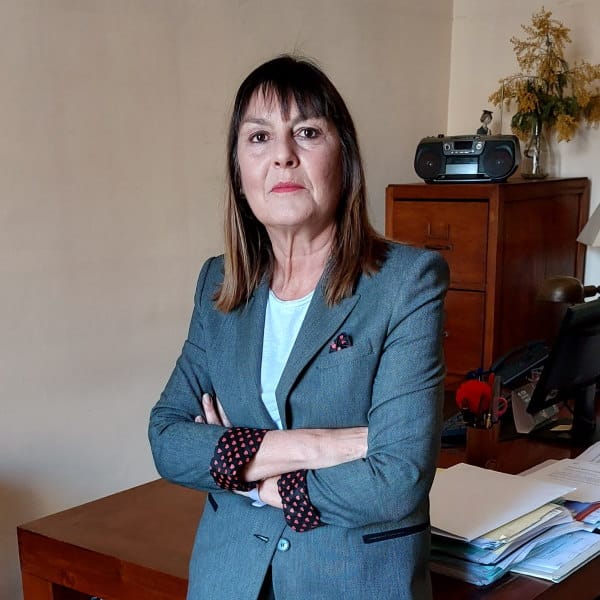 Mónica Oscáriz, abogada de herencias en Barcelona